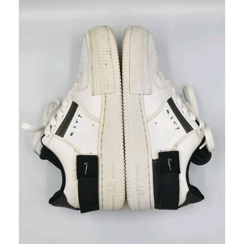 RARE Nike‎ Air Force 1 Type Volt Size 5Y AT7859-101